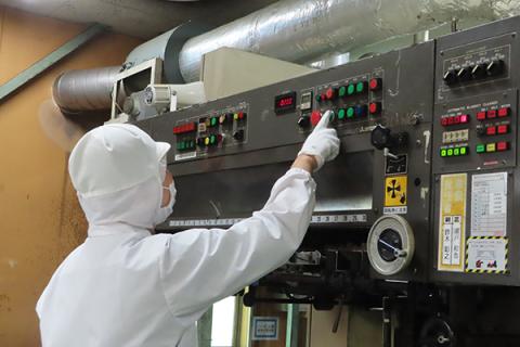 オフセット印刷機オペレータ―